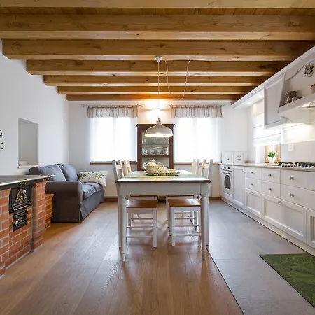 Casa Sittaro Nyaraló *
